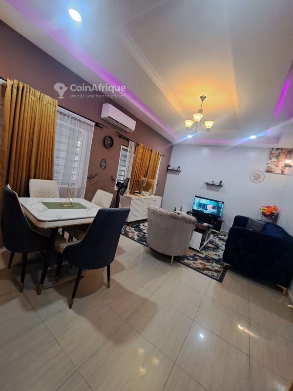 Appartement meublé de 2 pièces avec climatisation et accès plage