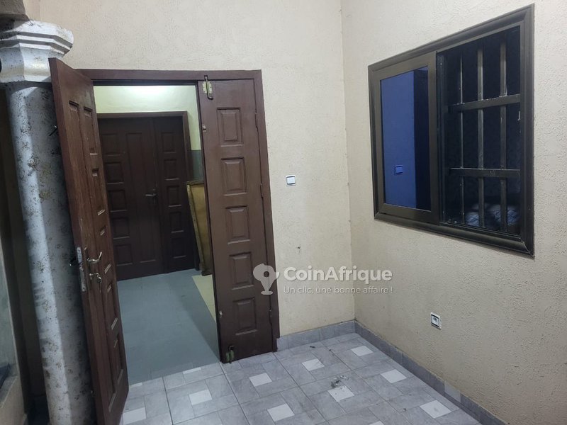 Appartement 2 pièces avec climatisation et balcons spacieux