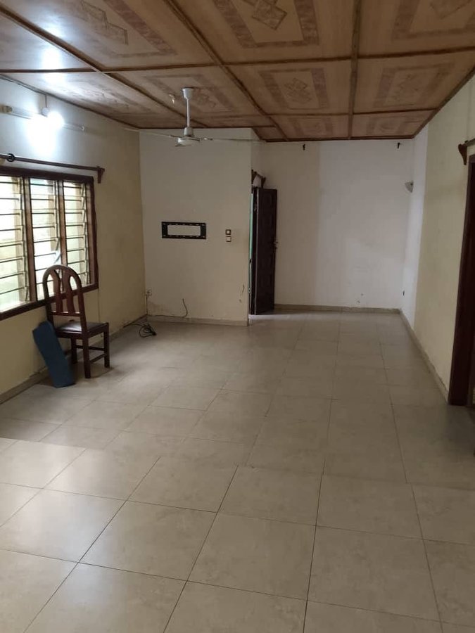 Appartement 2 pièces avec entrée personnelle et garage