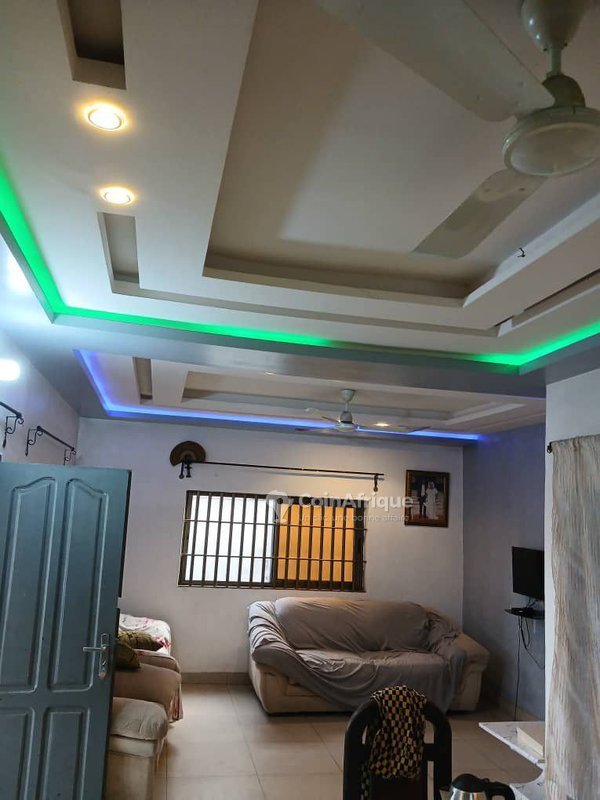 Villa luxueuse de 3 pièces avec garage fermé et véranda spacieuse