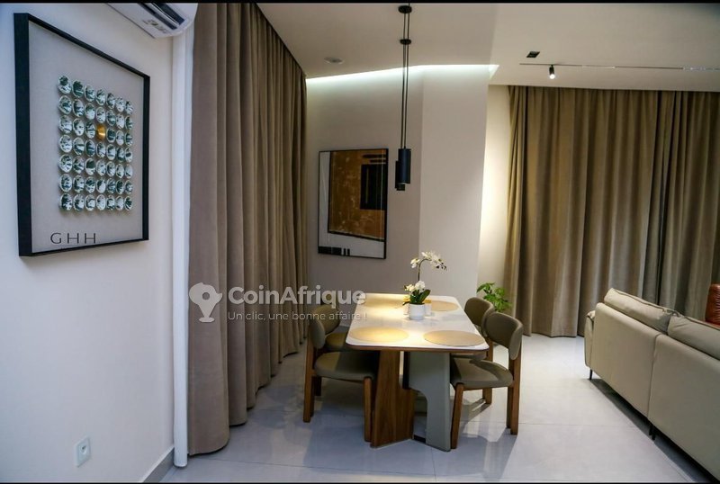Appartement meublé de 4 pièces avec rooftop exclusif et gardiennage 24h/24
