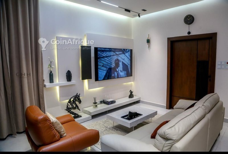 Appartement meublé de 4 pièces avec rooftop exclusif et gardiennage 24h/24
