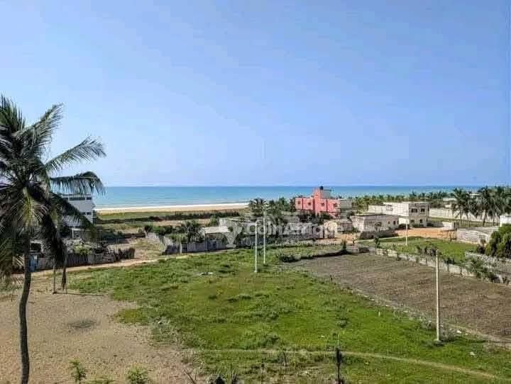 Terrain exceptionnel de 1200 m² avec titre foncier - Investissement idéal en zone hôtelière