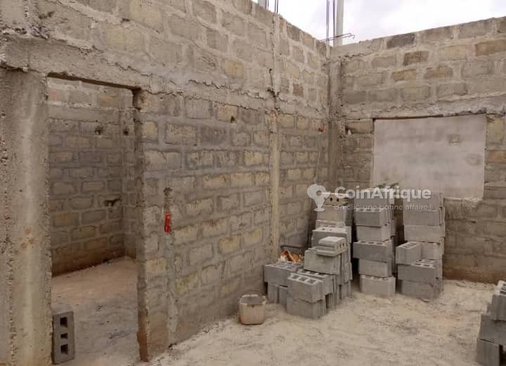 Villa spacieuse de 4 pièces avec terrasses et équipements modernes