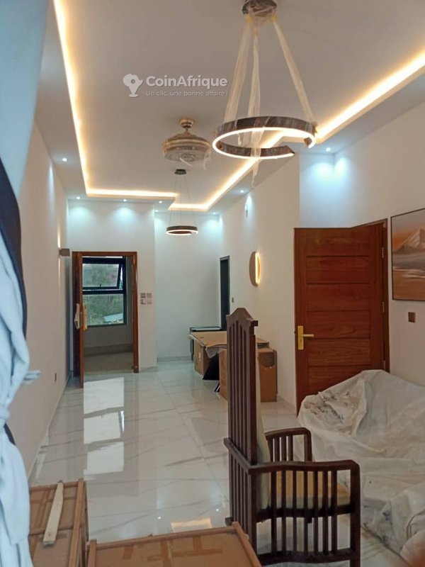 Appartement meublé de 2 pièces avec terrasse vue sur mer et équipements haut de gamme