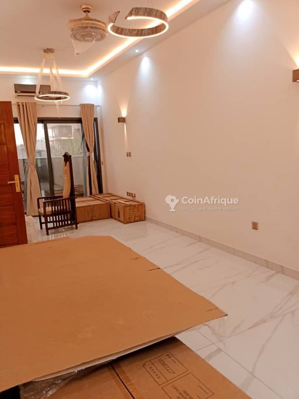 Appartement meublé de 2 pièces avec terrasse vue sur mer et équipements haut de gamme