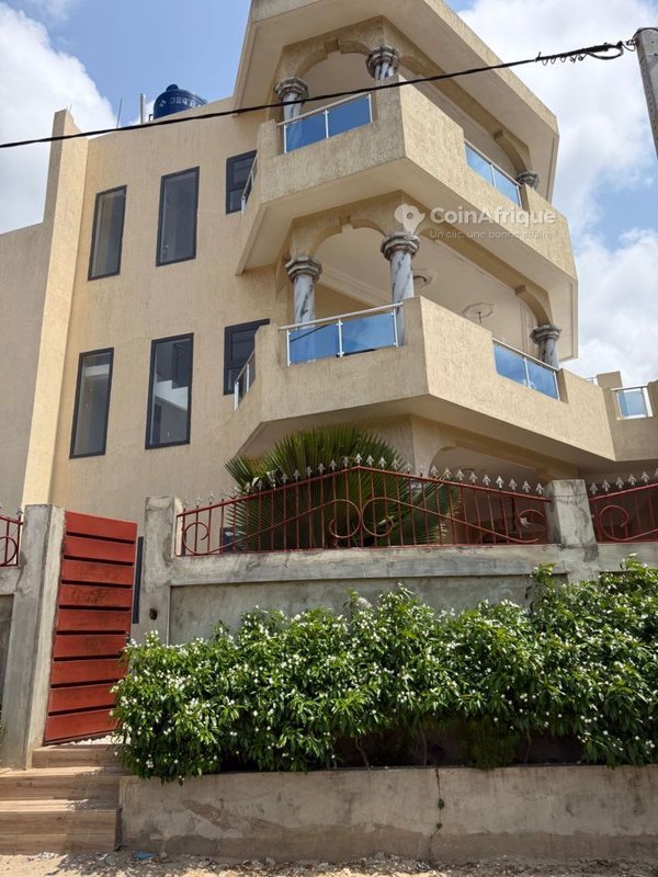 Villa neuve avec documents à jour et vente urgente