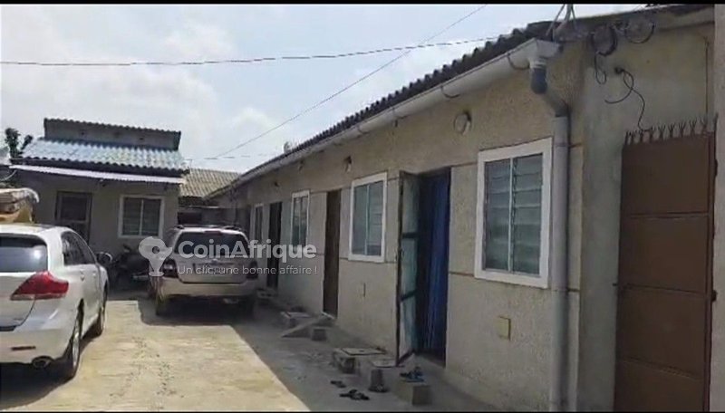 Maison locative de 14 pièces avec titre foncier personnel et grand rendement locatif