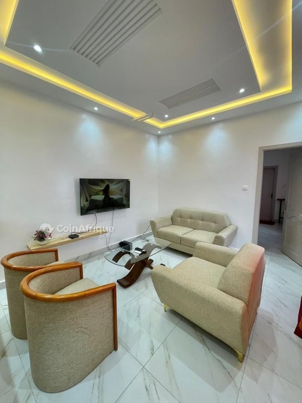 Appartement meublé d'une chambre avec salon indépendant au 1er étage