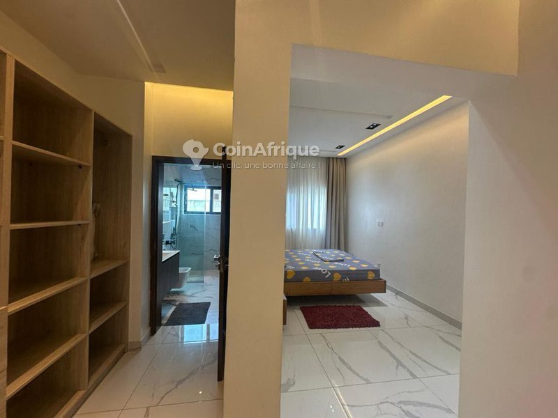 Appartement meublé de standing avec 3 pièces et services haut de gamme