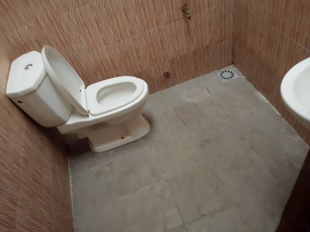 Appartement spacieux d'une chambre avec terrasse et équipements modernes
