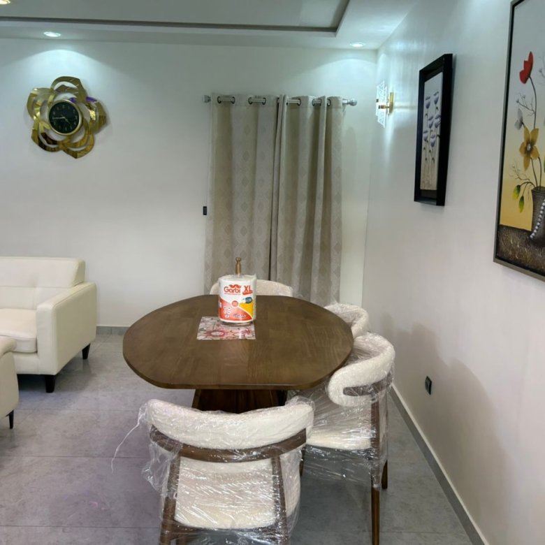 Appartement meublé de 3 pièces avec entrée personnelle et équipements haut de gamme