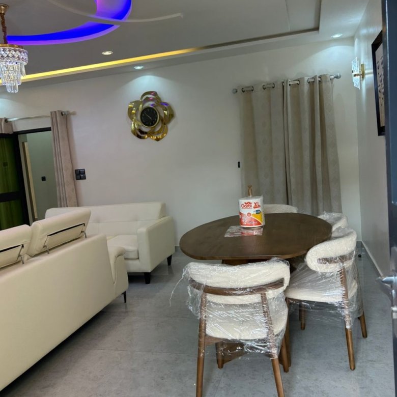 Appartement meublé de 3 pièces avec entrée personnelle et équipements haut de gamme