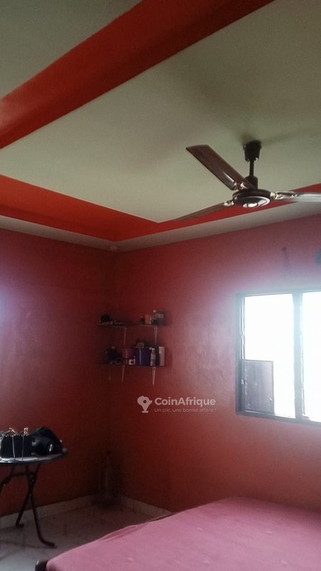 Villa luxueuse R+2 avec 5 chambres, climatisation et espace de fête