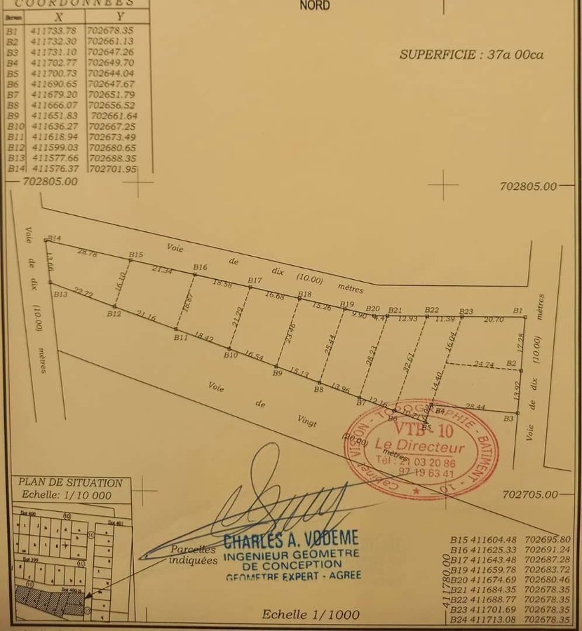 Terrain exceptionnel de 3700 m² avec titre foncier et voie de 20 mètres