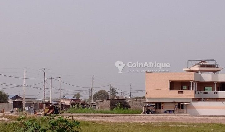 Terrain résidentiel viabilisé avec titre foncier - 350 m² dans un quartier calme et exclusif