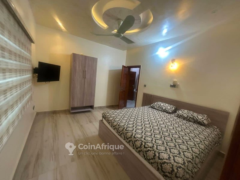 Appartement meublé de 3 pièces avec terrasse aménagée et équipements haut de gamme