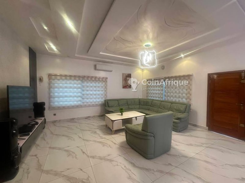 Appartement meublé de 3 pièces avec terrasse aménagée et équipements haut de gamme