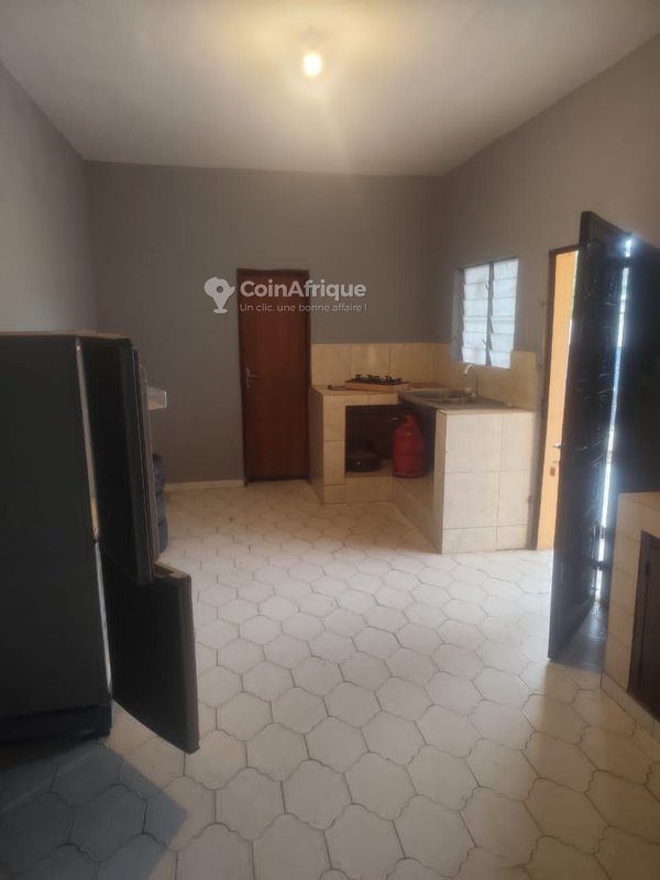 Villa luxueuse de 7 pièces avec piscine privée et espaces aérés