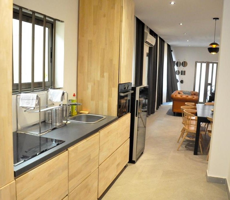 Appartement meublé de 2 pièces climatisé avec accès rapide à la plage