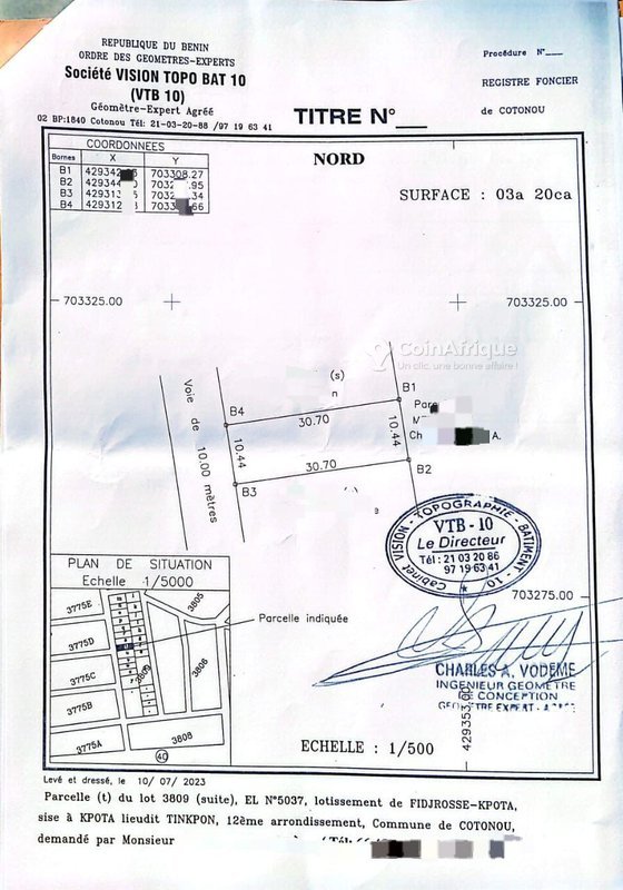 Terrain loti et recasé de 320 m² en bordure de voie asphaltée