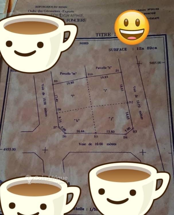 Terrain exceptionnel de 1775 m² avec titre foncier personnel et clôture sur deux angles de rue