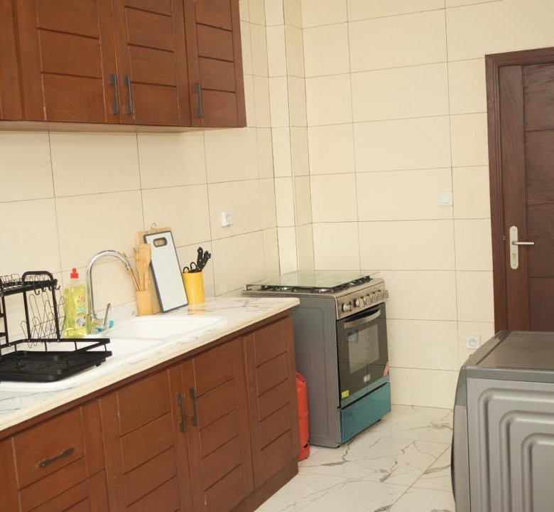 Appartement meublé de 2 pièces avec vue sur mer et balcon équipé