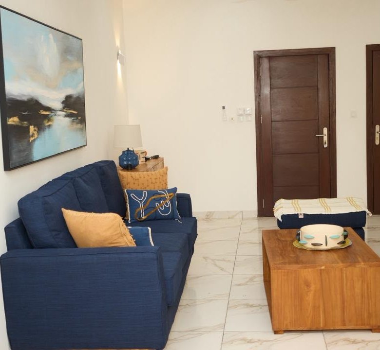 Appartement meublé de 2 pièces avec vue sur mer et balcon équipé