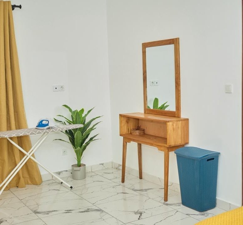 Appartement meublé de 2 pièces avec vue sur mer et balcon équipé