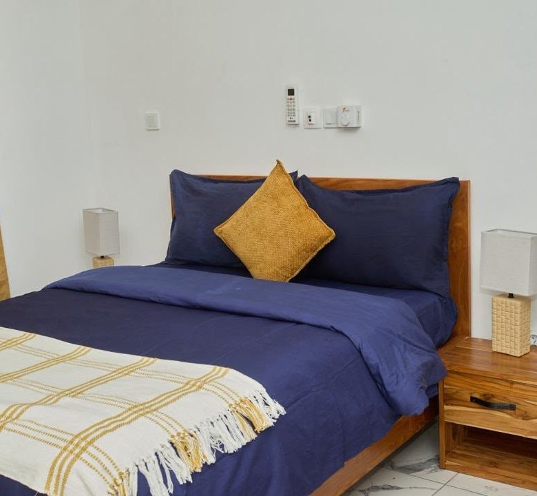 Appartement meublé de 2 pièces avec vue sur mer et balcon équipé
