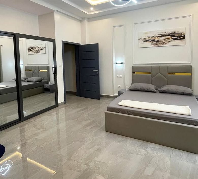 Appartement meublé de 2 pièces avec finitions haut de gamme dans un immeuble neuf