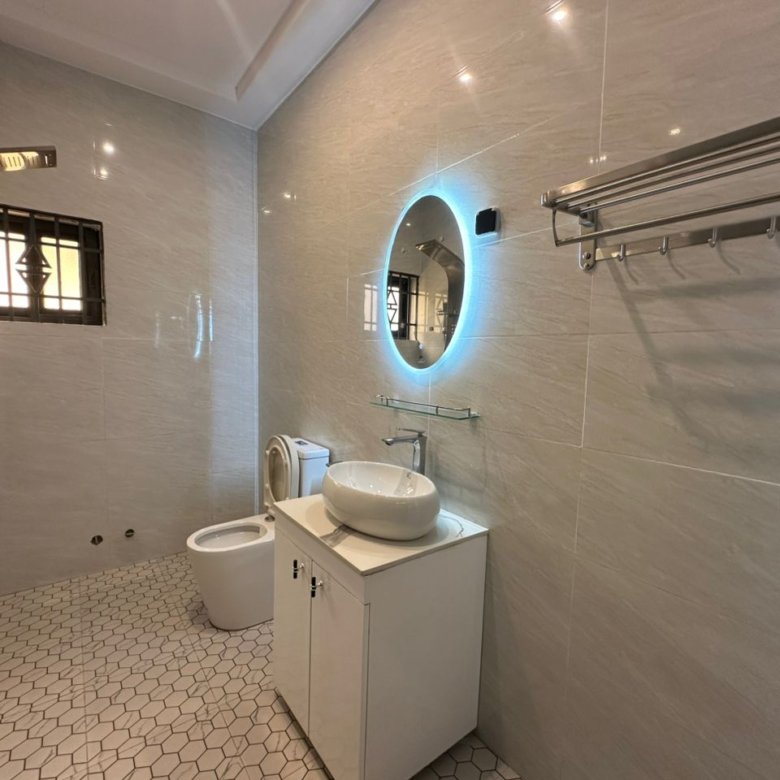 Appartement meublé de 2 pièces avec finitions haut de gamme dans un immeuble neuf