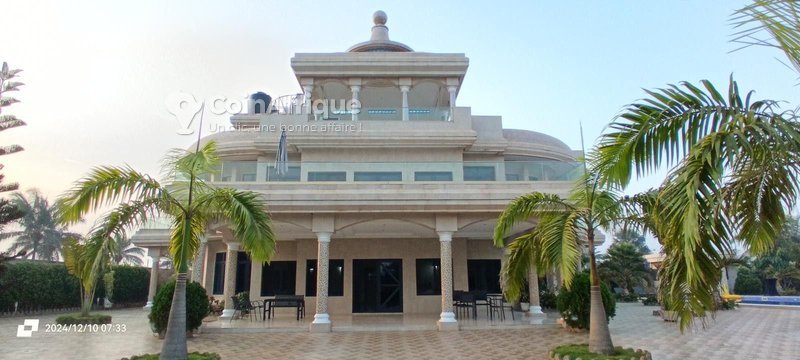 Location d'une villa 9 pièces