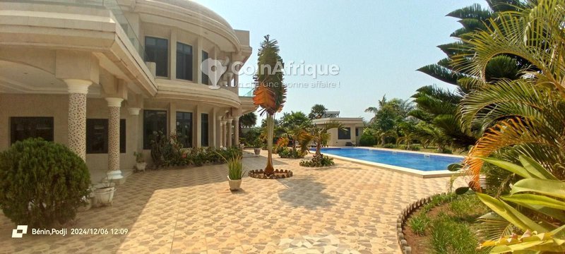 Location d'une villa 9 pièces