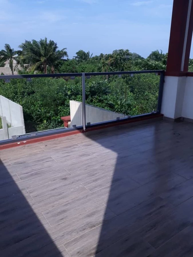 Villa en location avec jardin et climatisation - 3 pièces