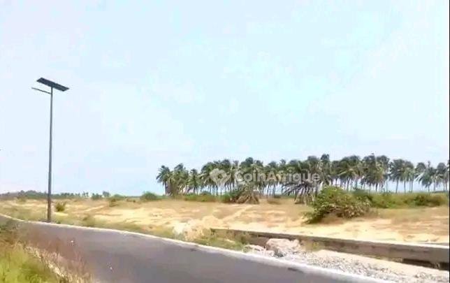 Terrain exceptionnel de 10 000 m² avec titre foncier en bordure de plage
