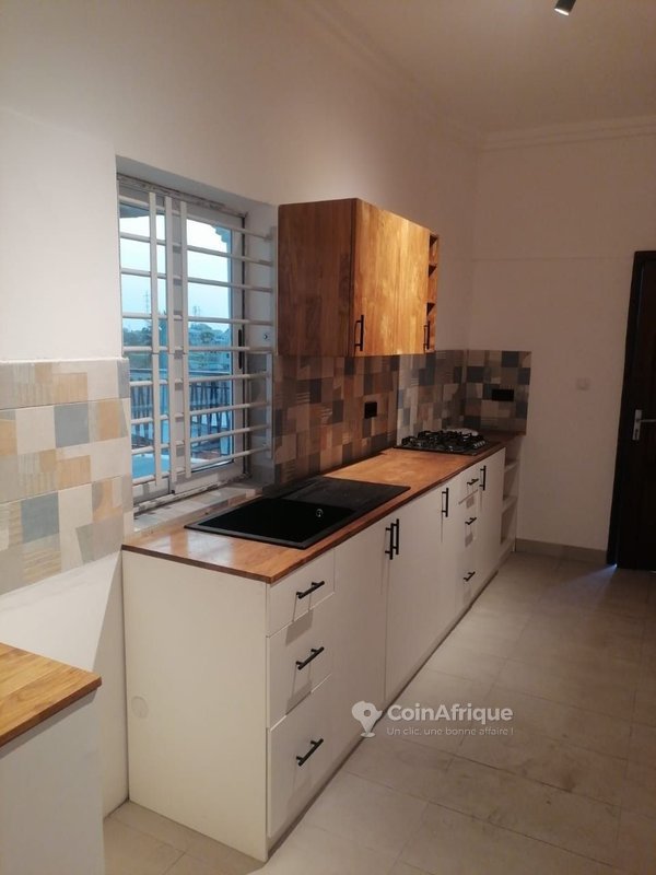 Villa luxueuse de 4 pièces avec climatisation et sécurité privée